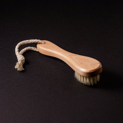 Small Facial Brush