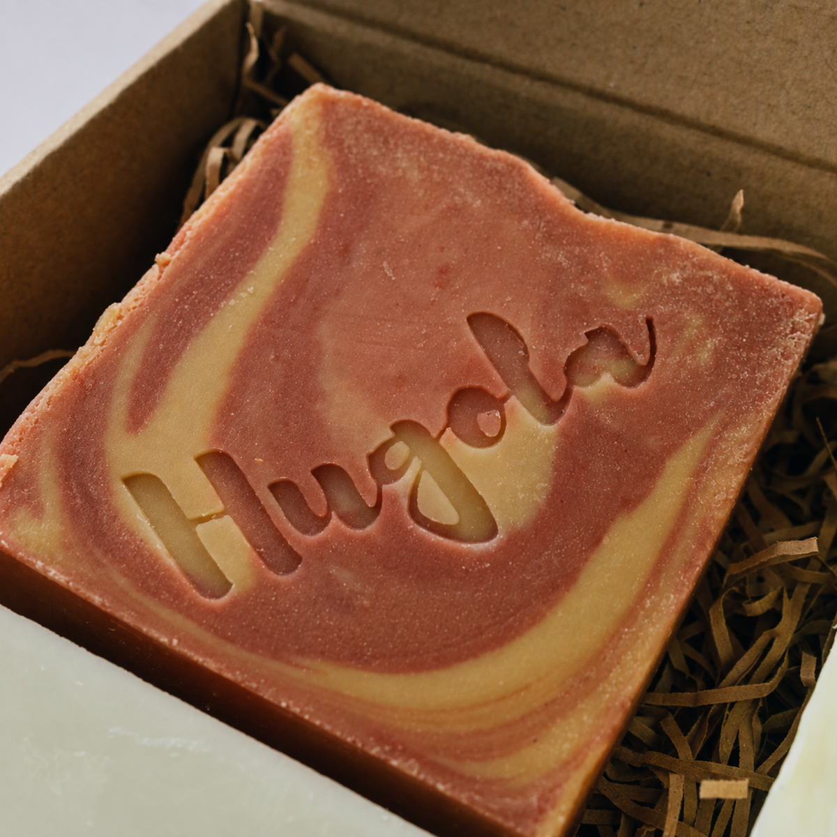 Close up to  Golden Sandalwood - Hugola handmade soap