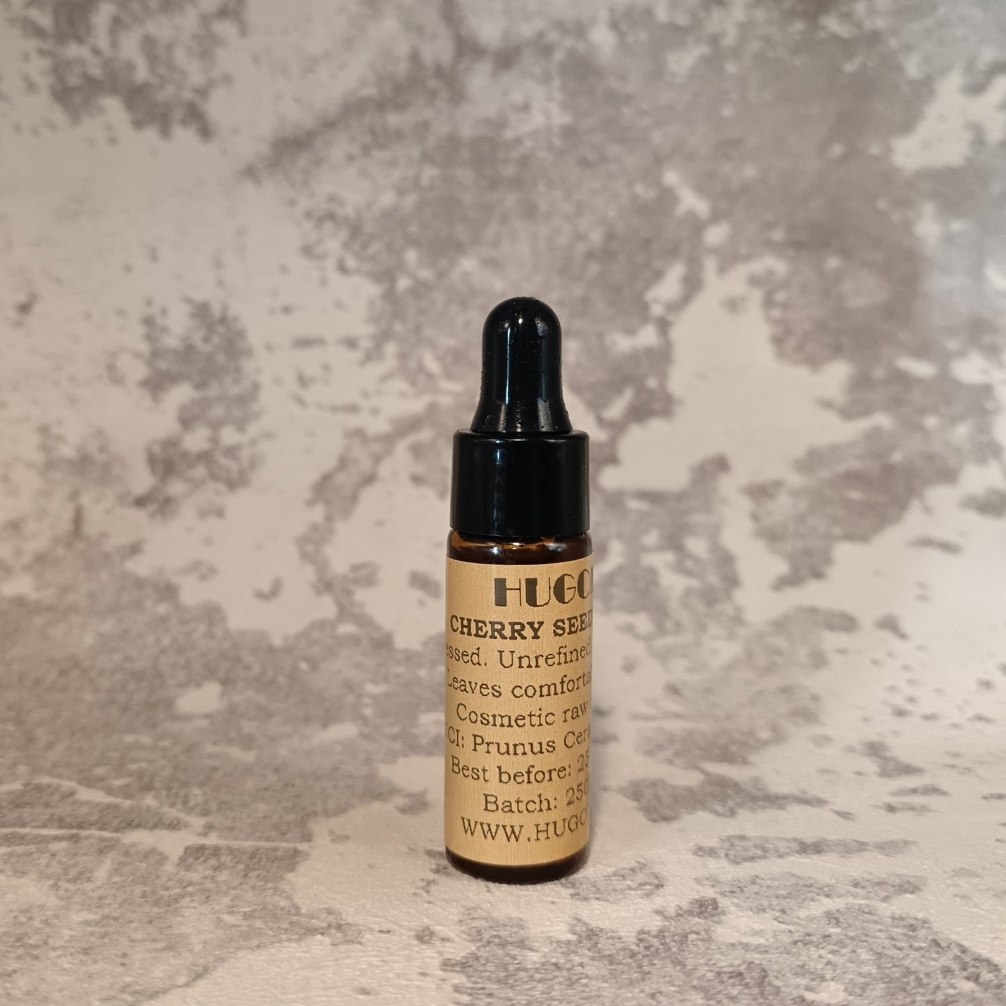 5ml cherry kernel oil mini bottle for face and body hydration